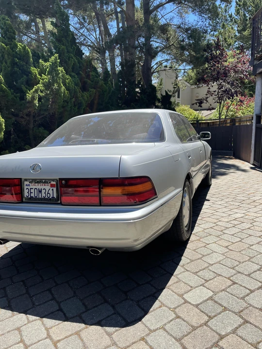 1993 Lexus LS 1st Gen - Image 16 of 31