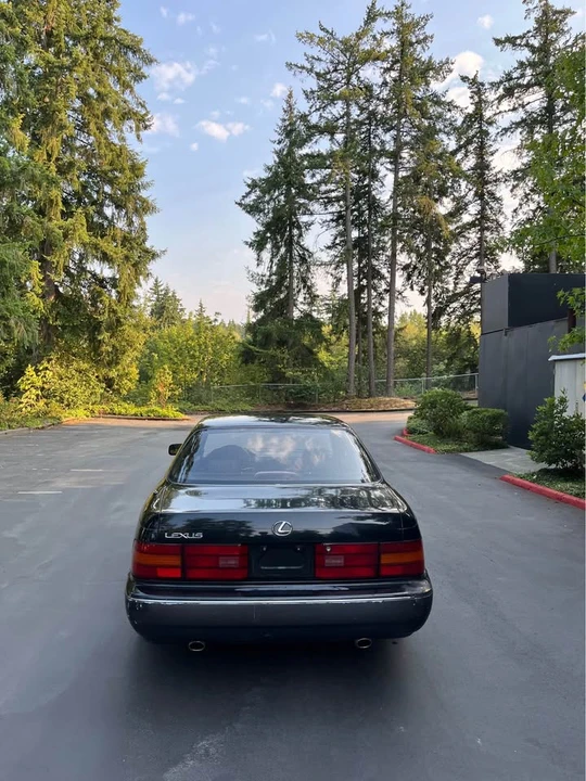 1993 Lexus LS 1st Gen - Image 8 of 13