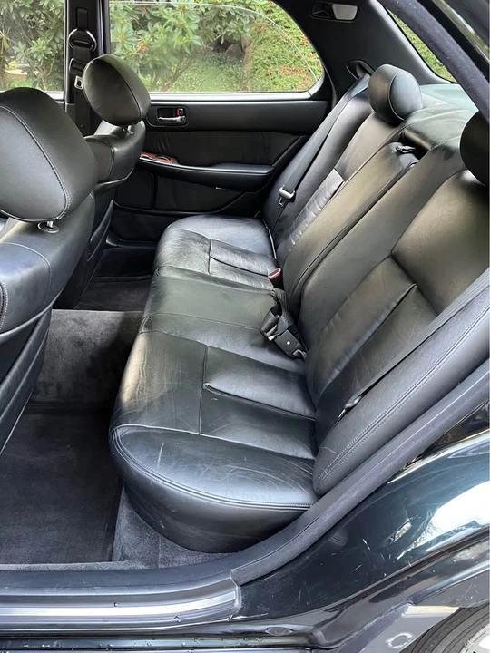 1993 Lexus LS 1st Gen - Image 5 of 13