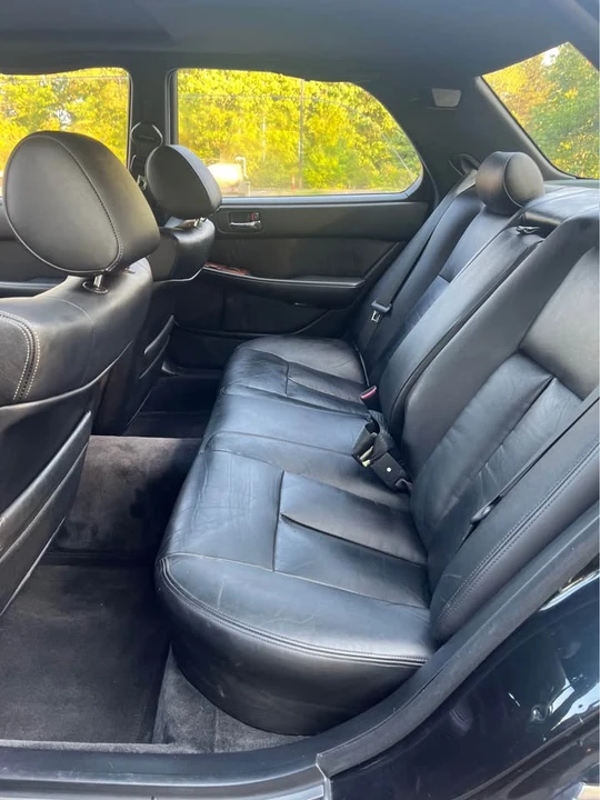 1993 Lexus LS 1st Gen - Image 4 of 7