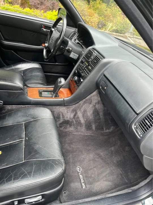 1993 Lexus LS 1st Gen - Image 11 of 13