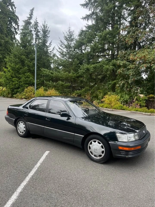 1993 Lexus LS 1st Gen - Image 7 of 13