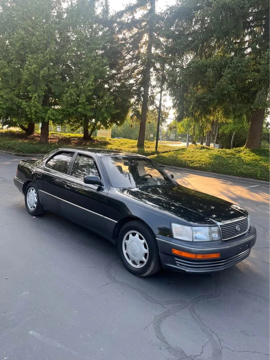 1993 Lexus LS 1st Gen - Image 3 of 7