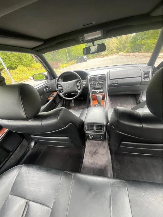 1993 Lexus LS 1st Gen - Image 13 of 13