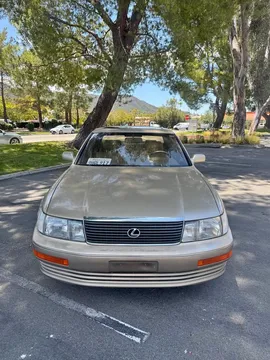 1993 Lexus LS 400