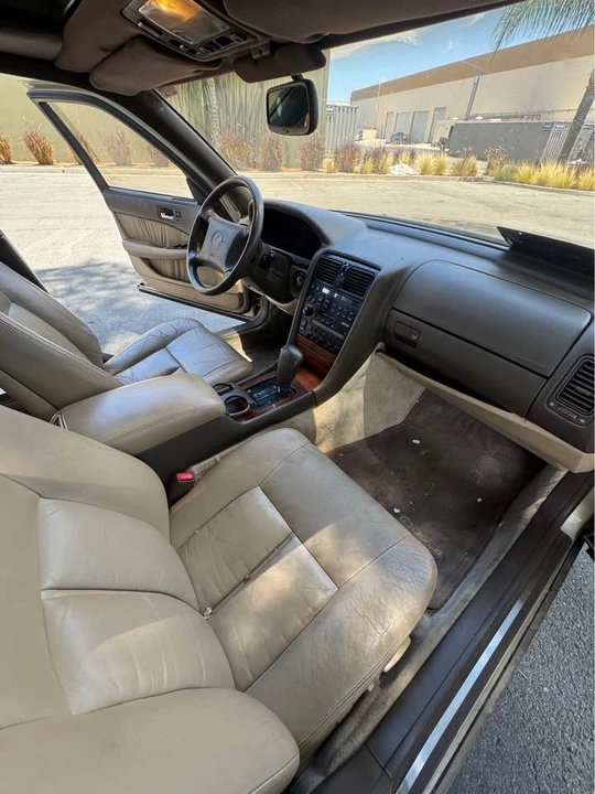 1993 Lexus LS 1st Gen - Image 16 of 16
