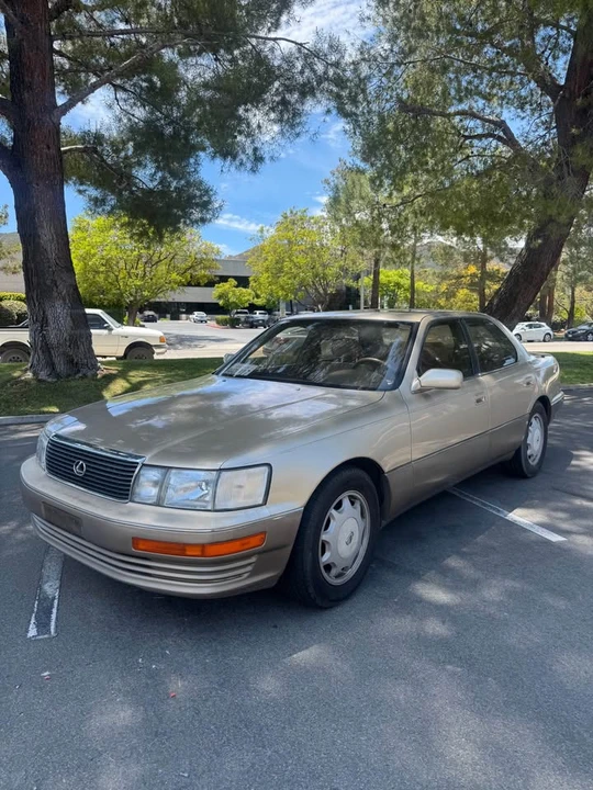 1993 Lexus LS 1st Gen - Image 2 of 16