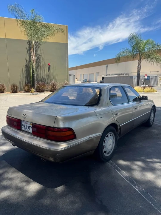 1993 Lexus LS 1st Gen - Image 6 of 16