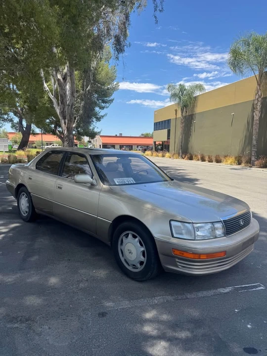 1993 Lexus LS 1st Gen - Image 8 of 16