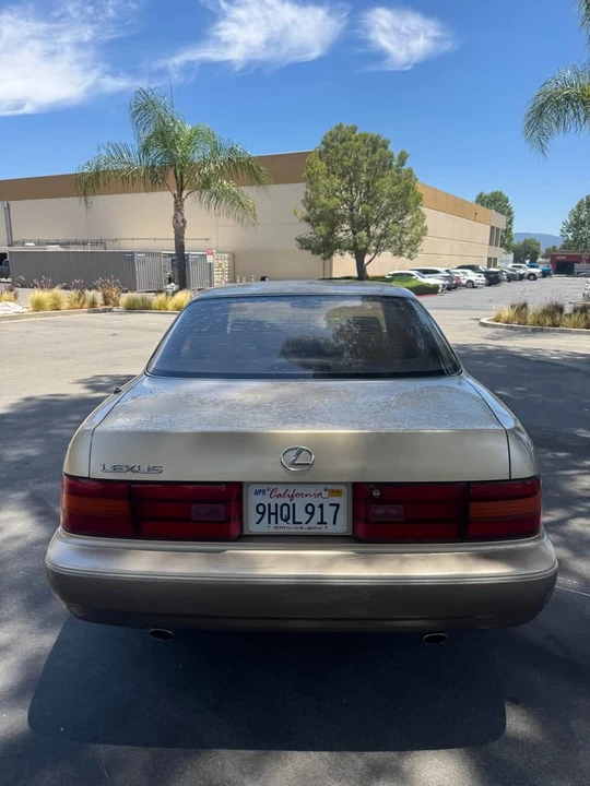 1993 Lexus LS 1st Gen - Image 5 of 16