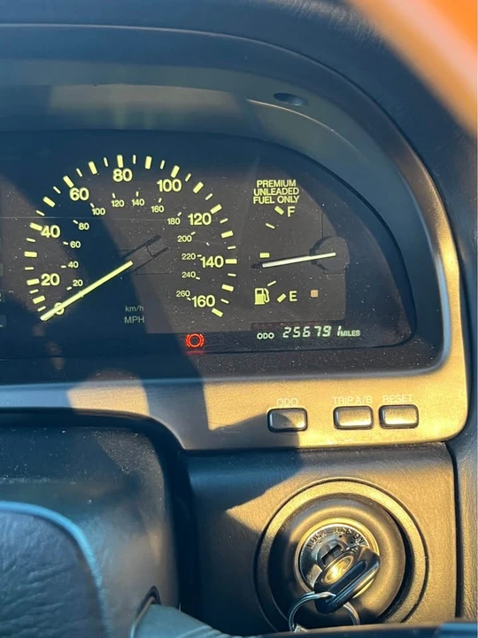 1993 Lexus LS 1st Gen - Image 16 of 19