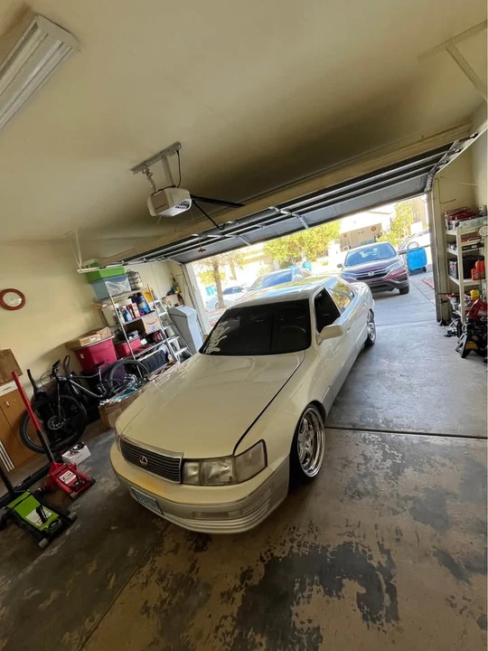 1993 Lexus LS 1st Gen - Image 2 of 19