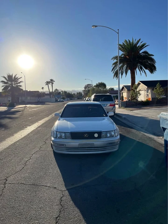 1993 Lexus LS 1st Gen - Image 8 of 19