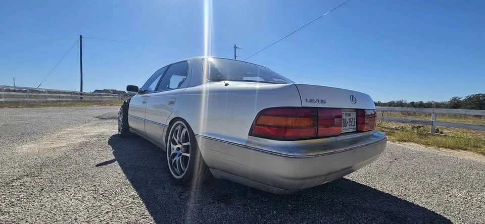 1993 Lexus LS 1st Gen - Image 4 of 9