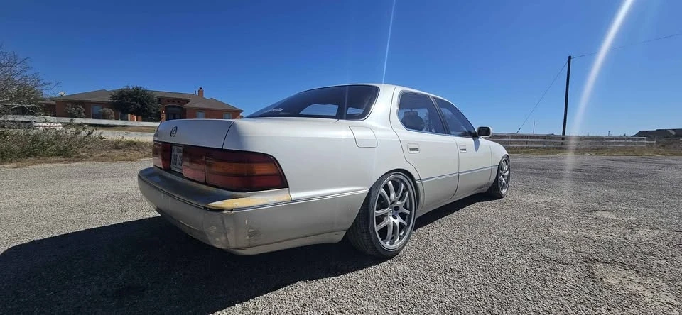 1993 Lexus LS 1st Gen - Image 3 of 9