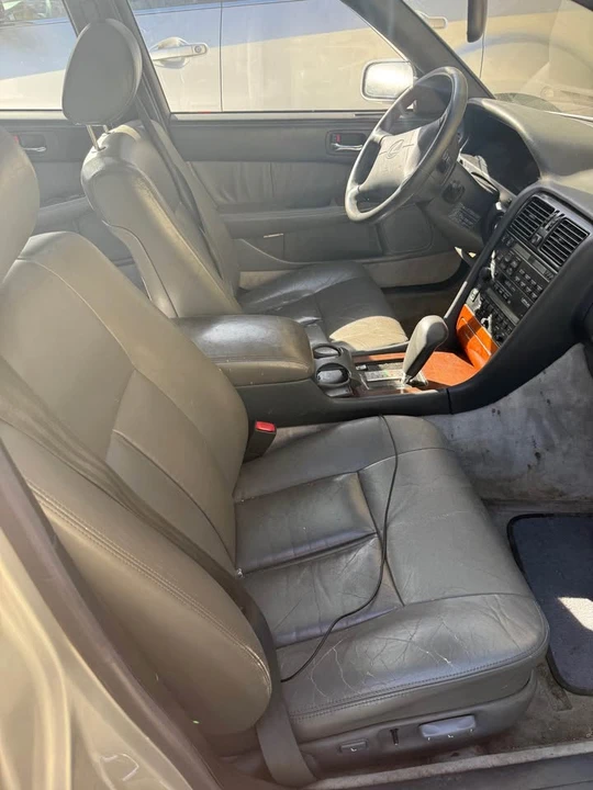 1993 Lexus LS 1st Gen - Image 3 of 6