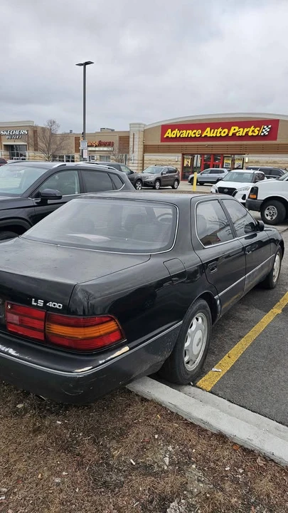 1993 Lexus LS 1st Gen - Image 5 of 10