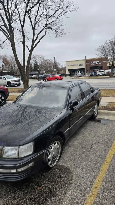 1993 Lexus LS 1st Gen - Image 2 of 10