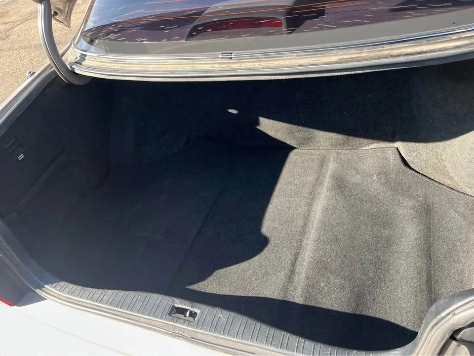 1993 Lexus LS 1st Gen - Image 12 of 17