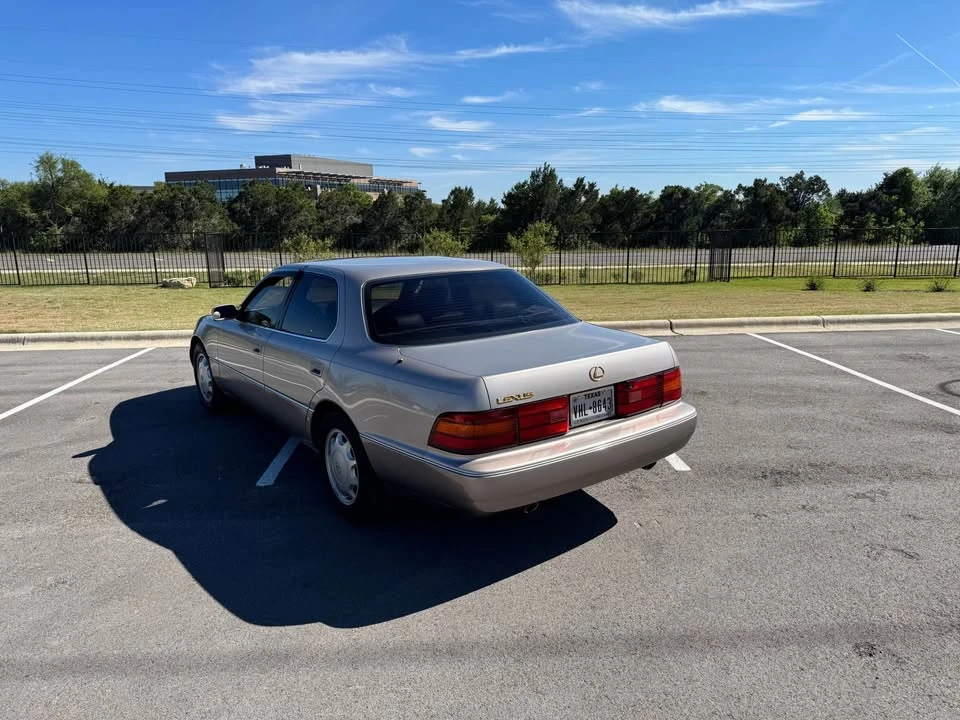 1993 Lexus LS 1st Gen - Image 3 of 18