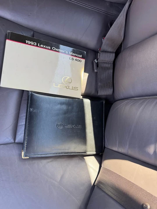 1993 Lexus LS 1st Gen - Image 18 of 18