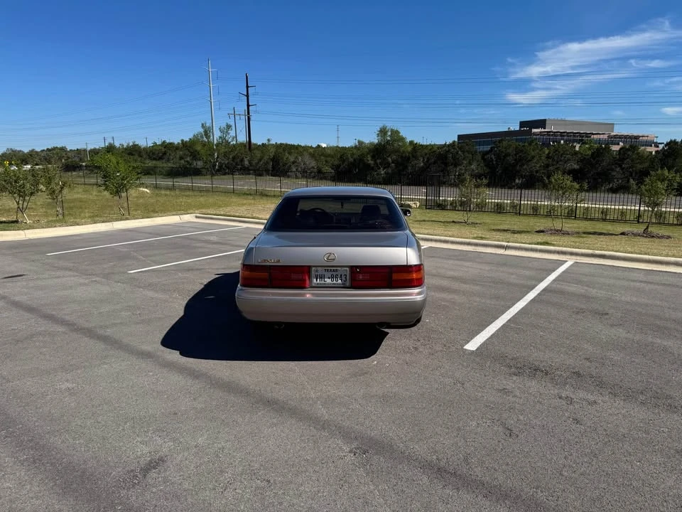 1993 Lexus LS 1st Gen - Image 5 of 18