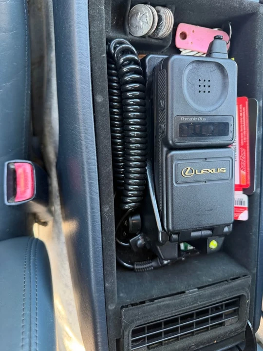 1993 Lexus LS 1st Gen - Image 7 of 9