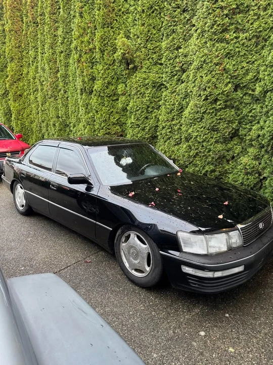 1993 Lexus LS 1st Gen - Image 2 of 3