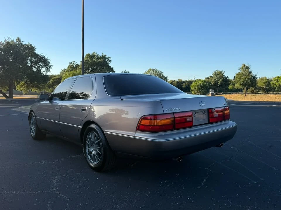 1993 Lexus LS 1st Gen - Image 3 of 20