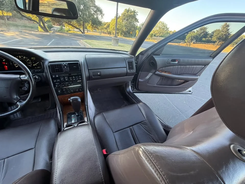 1993 Lexus LS 1st Gen - Image 12 of 20