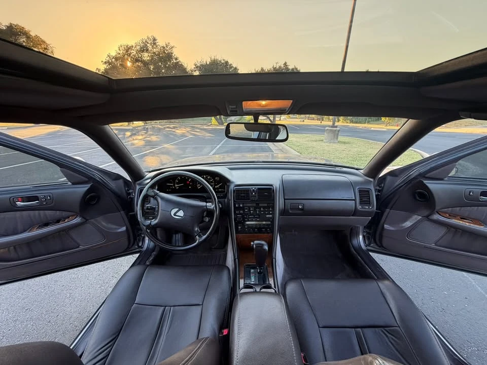 1993 Lexus LS 1st Gen - Image 10 of 20