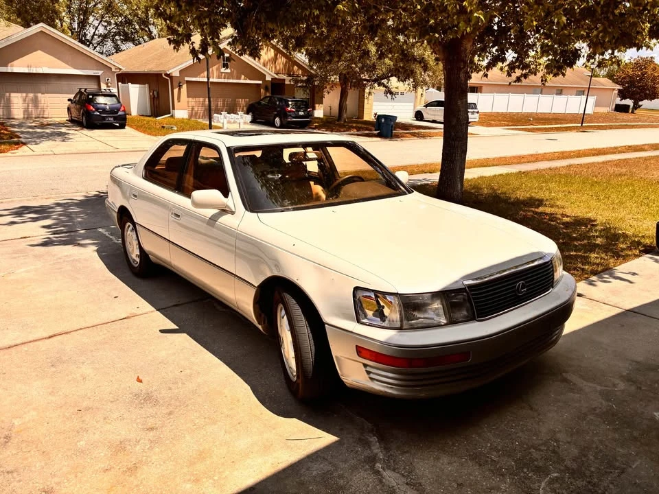 1993 Lexus LS 1st Gen - Image 2 of 12