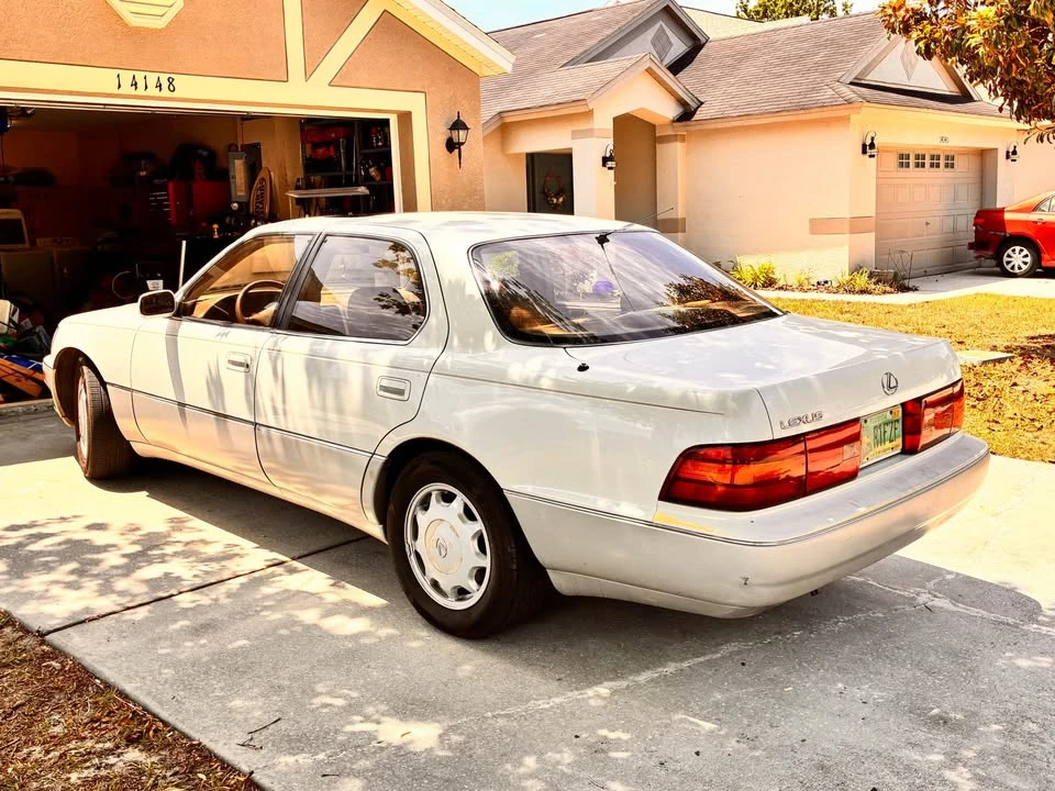 1993 Lexus LS 1st Gen - Image 4 of 12