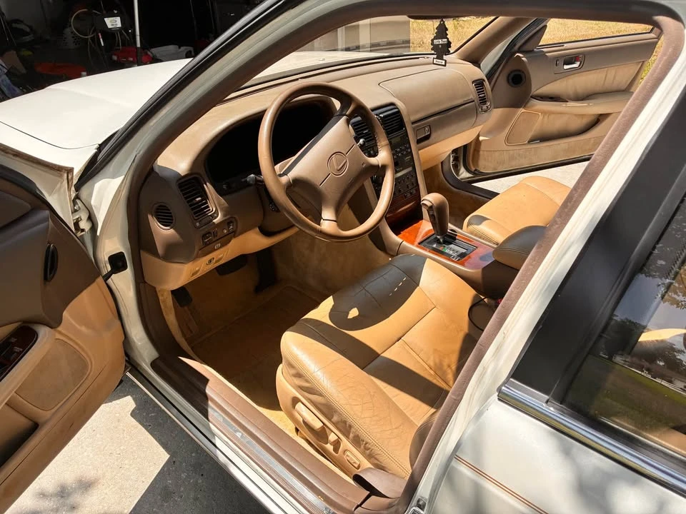 1993 Lexus LS 1st Gen - Image 7 of 12