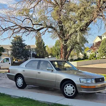 1993 Lexus LS 400 Sedan 4D