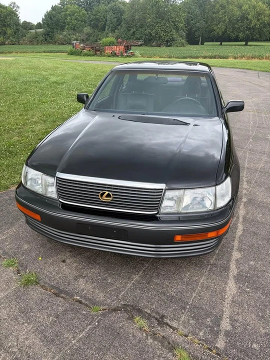1993 Lexus LS 1st Gen - Image 16 of 20