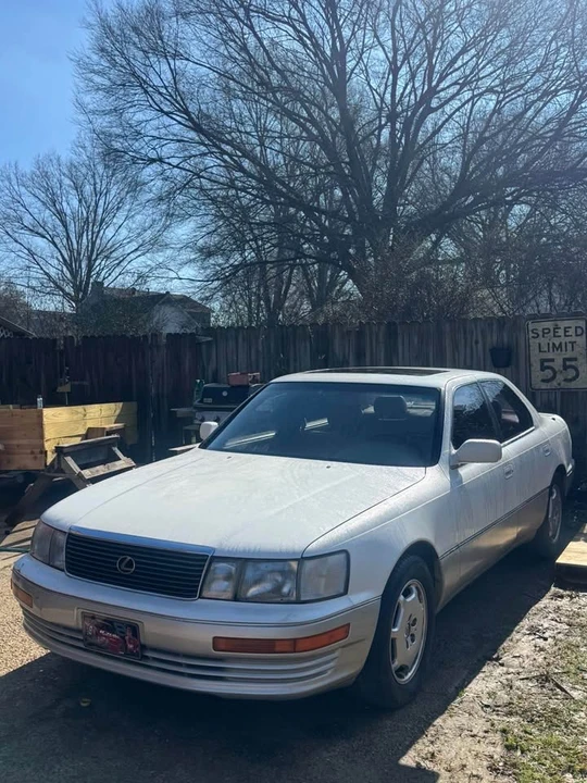 1993 Lexus LS 1st Gen - Image 3 of 4