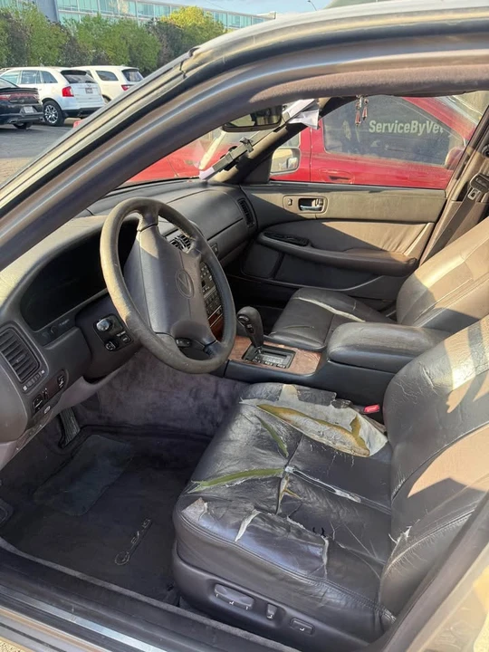 1993 Lexus LS 1st Gen - Image 5 of 9