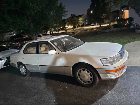 1993 Lexus LS 400 Sedan 4D