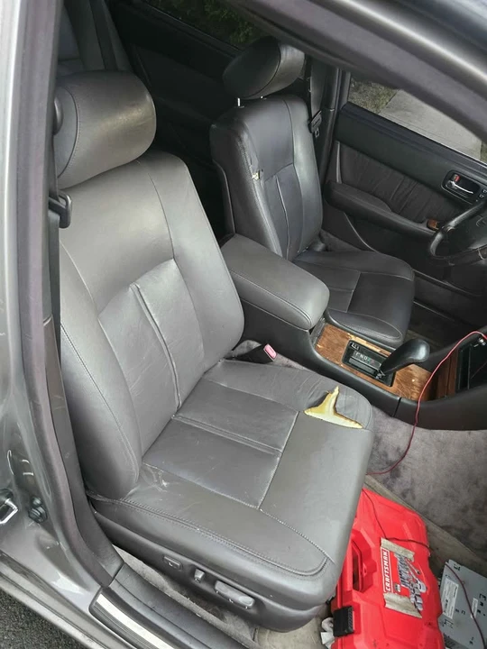 1993 Lexus LS 1st Gen - Image 6 of 13