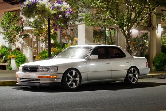 1993 Lexus LS 400 Sedan 4D