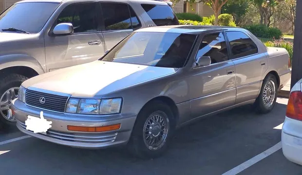 1993 Lexus LS 400 Sedan 4D