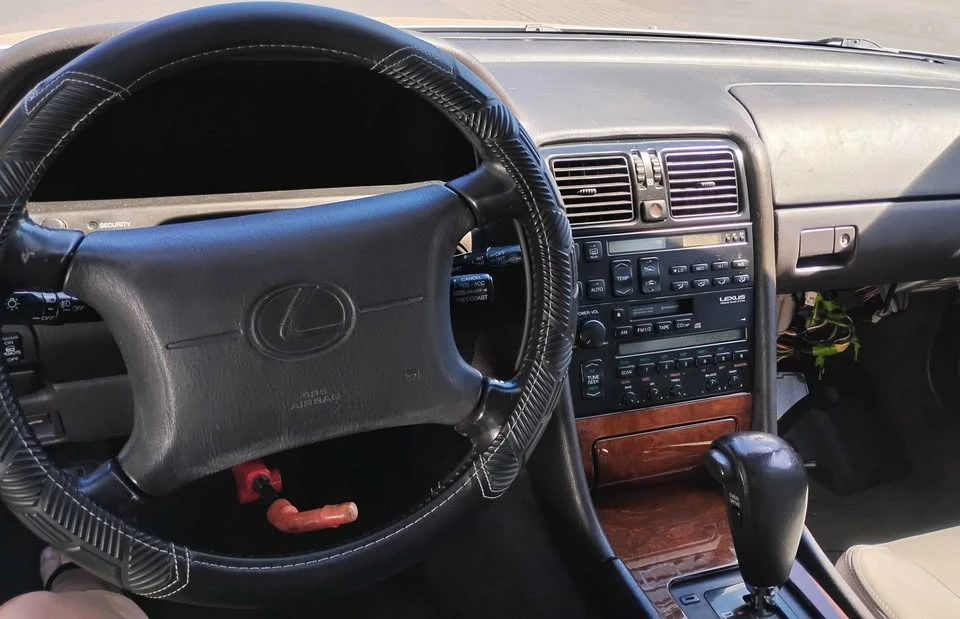 1993 Lexus LS 1st Gen - Image 2 of 6