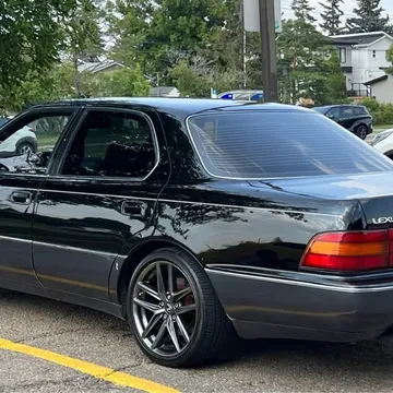 1993 Lexus LS400