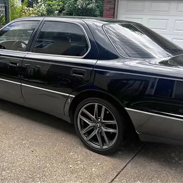 1993 Lexus LS400