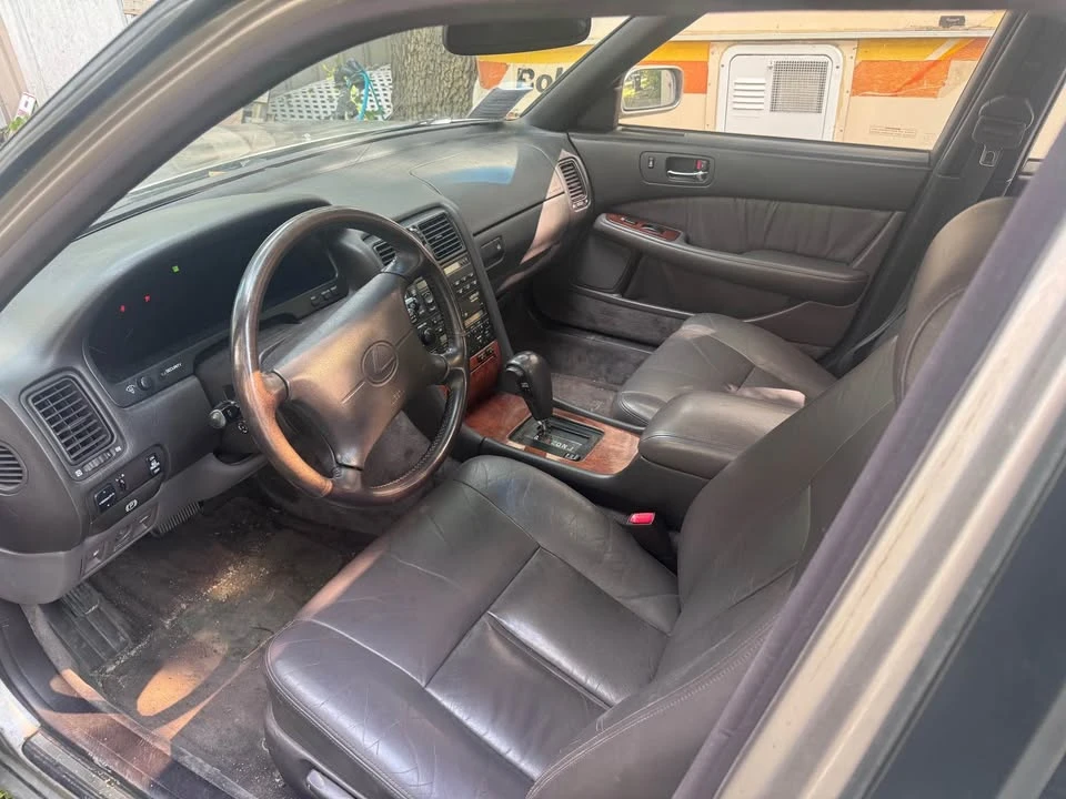 1993 Lexus LS 1st Gen - Image 6 of 9