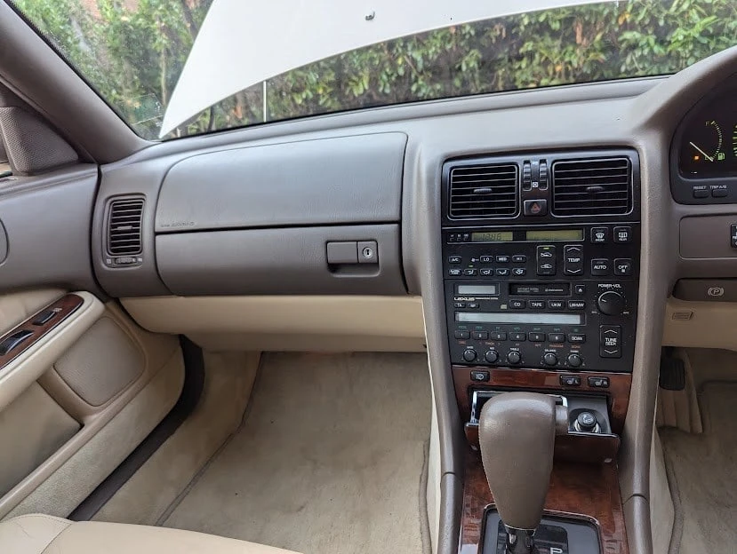 1993 Lexus LS 1st Gen - Image 15 of 30