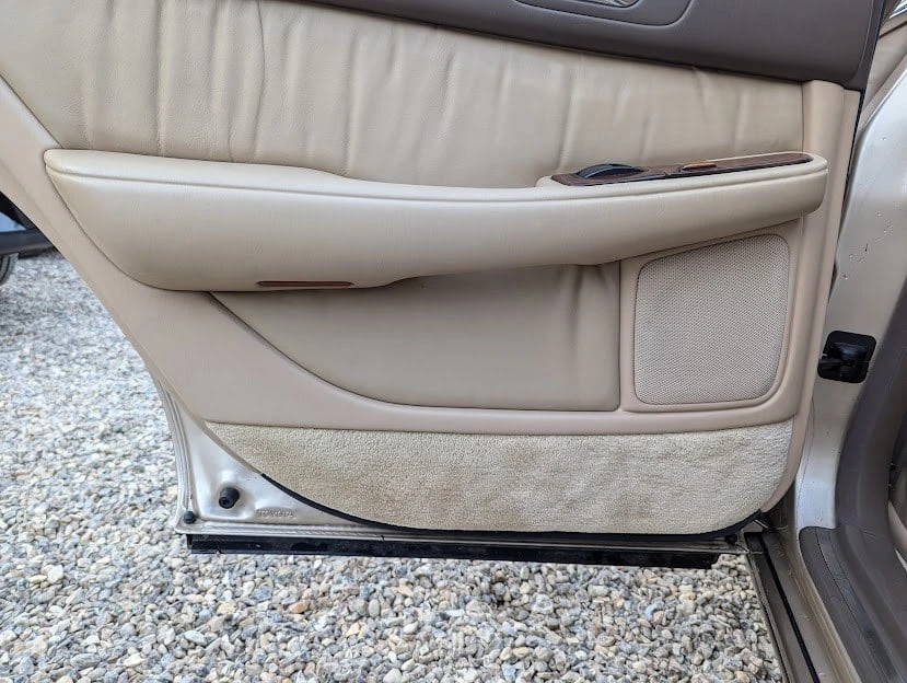 1993 Lexus LS 1st Gen - Image 28 of 30