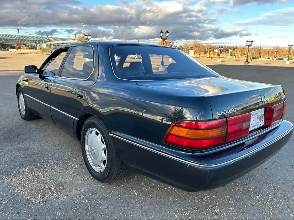 1993 Lexus LS 1st Gen - Image 4 of 9