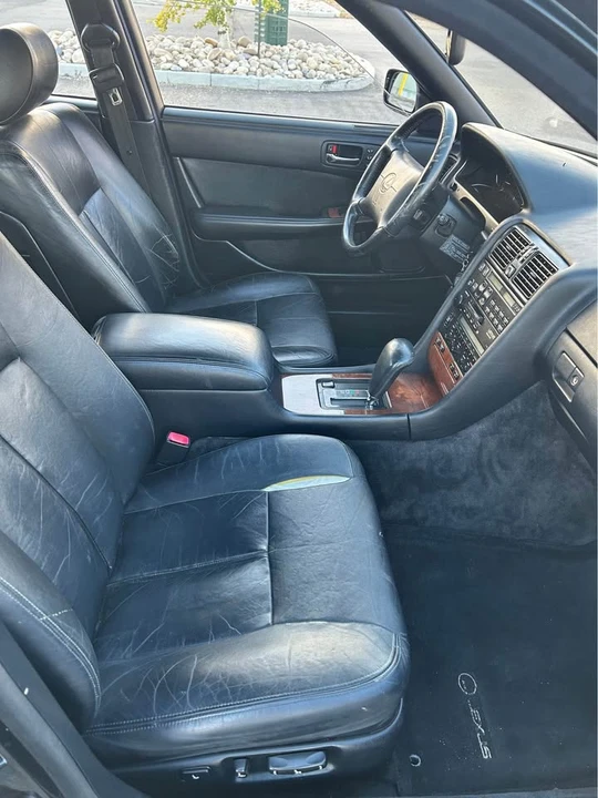 1993 Lexus LS 1st Gen - Image 6 of 9